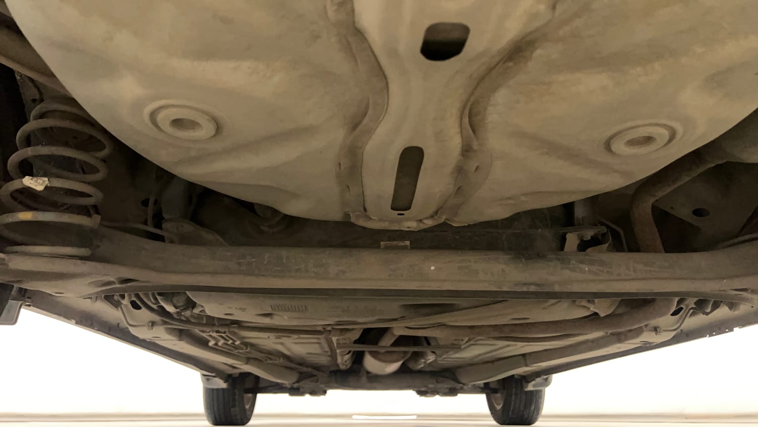 Used 2017 Maruti Suzuki Baleno Alpha 1.2 Petrol Manual extra REAR UNDERBODY VIEW (TAKEN FROM REAR)