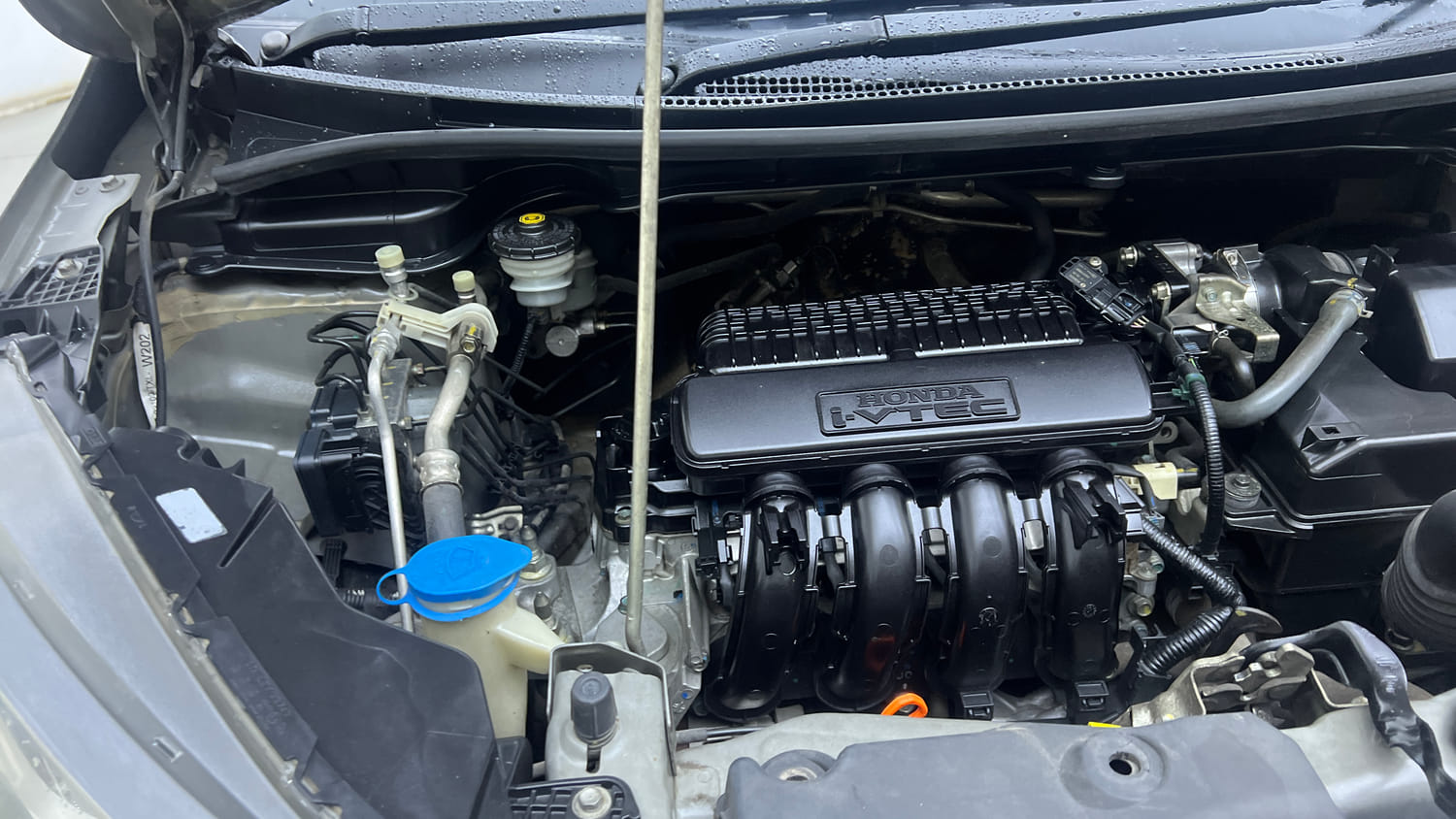 Used 2017 Honda WR-V VX MT Petrol Petrol Manual engine ENGINE RIGHT SIDE VIEW