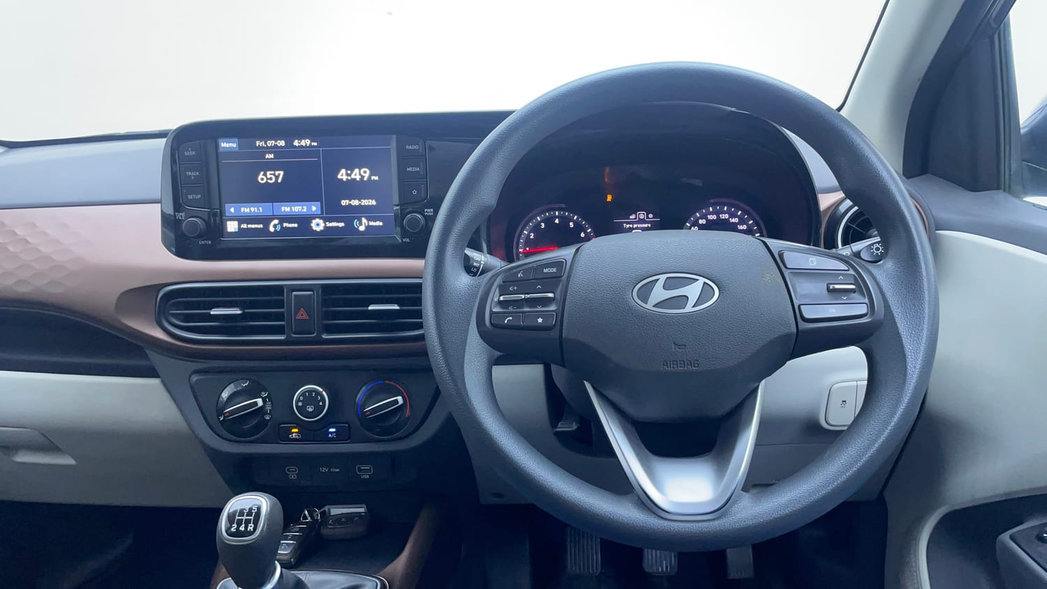 Used 2023 Hyundai Aura SX 1.2 CNG Cng Manual interior STEERING VIEW