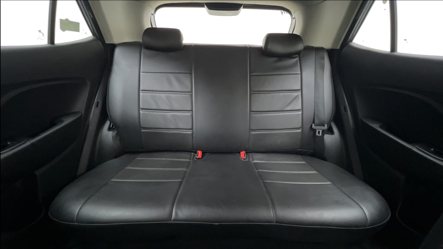 Used 2021 Hyundai Venue S Plus 1.2 Petrol Petrol Manual interior REAR SEAT CONDITION VIEW