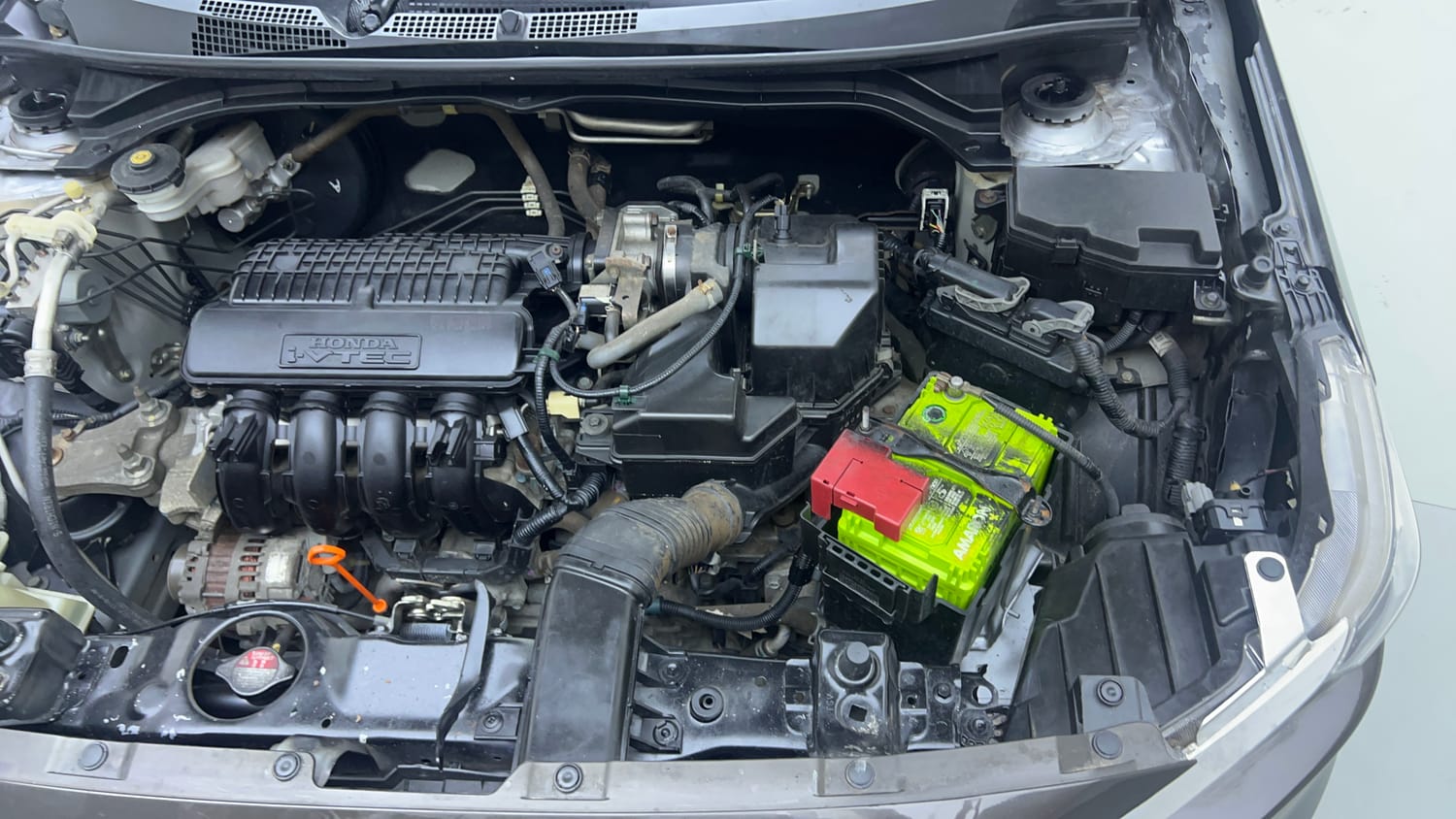 Used 2018 Honda Amaze 1.2 V CVT Petrol Petrol Automatic engine ENGINE LEFT SIDE VIEW