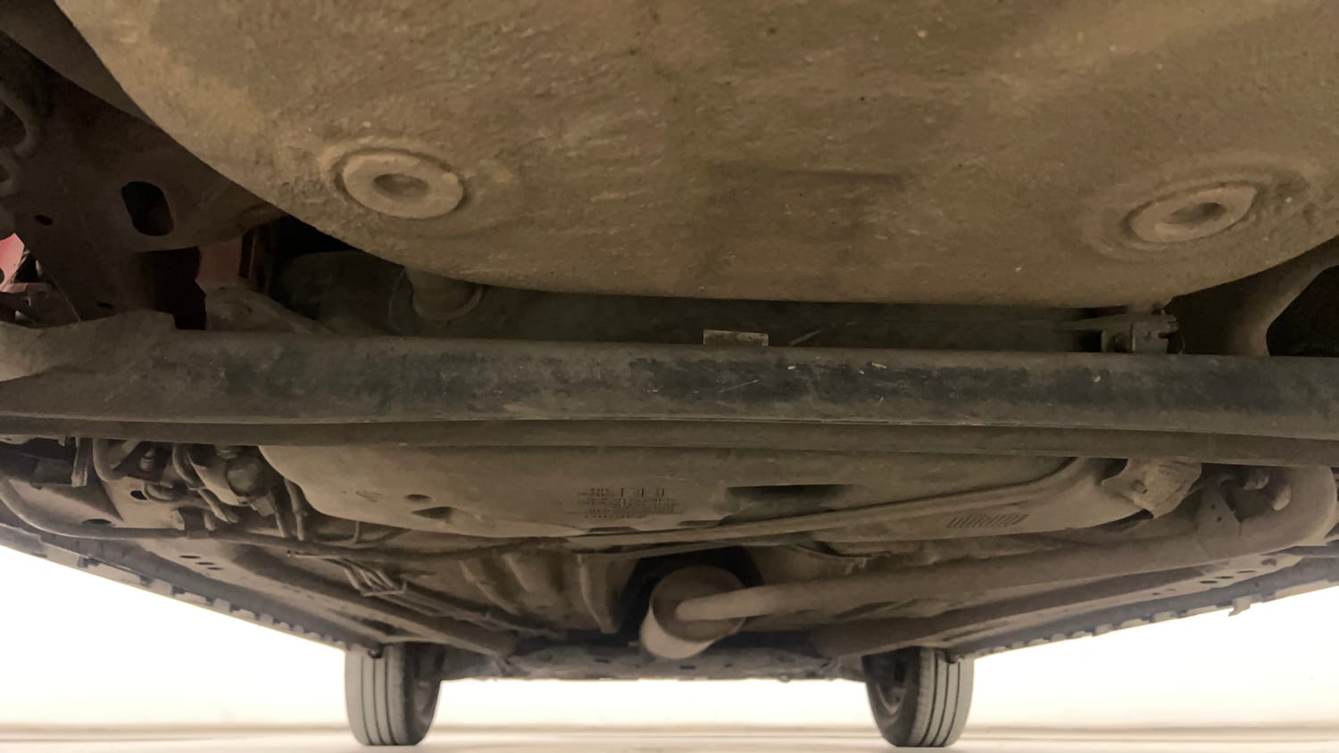 Used 2017 Maruti Suzuki Ignis Alpha MT Petrol Dual Tone Petrol Manual extra REAR UNDERBODY VIEW (TAKEN FROM REAR)