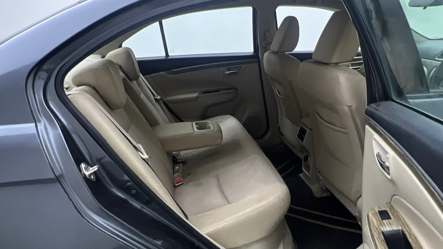 Used 2022 Maruti Suzuki Ciaz Zeta 1.5 Petrol Manual interior RIGHT SIDE REAR DOOR CABIN VIEW