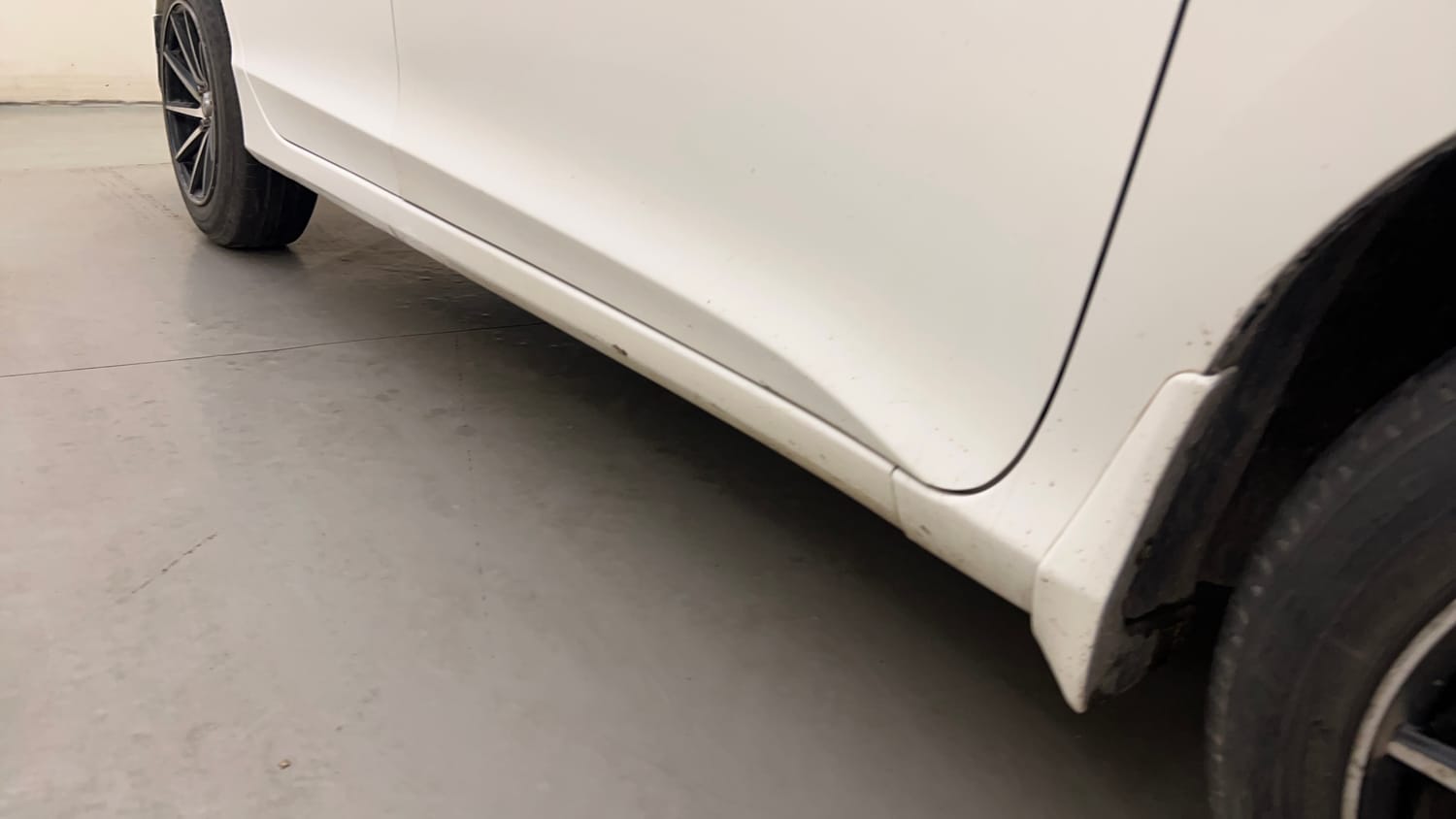 Used 2015 Honda City SV CVT Petrol Automatic dents MINOR SCRATCH