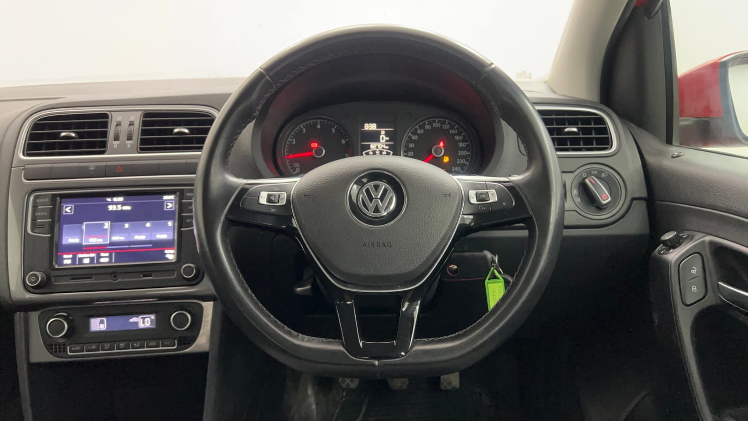 Used 2020 Volkswagen Polo Highline Plus 1.0L TSI Petrol Manual interior STEERING VIEW