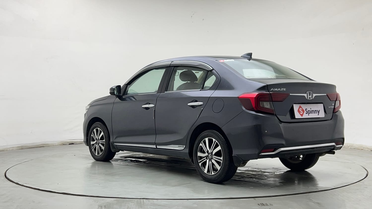 Used 2022 Honda Amaze VX CVT 1.2 Petrol Petrol Automatic exterior LEFT REAR CORNER VIEW