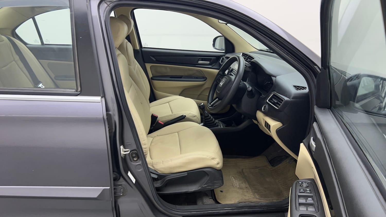 Used 2019 Honda Amaze 1.2 V MT Petrol Petrol Manual interior RIGHT SIDE FRONT DOOR CABIN VIEW