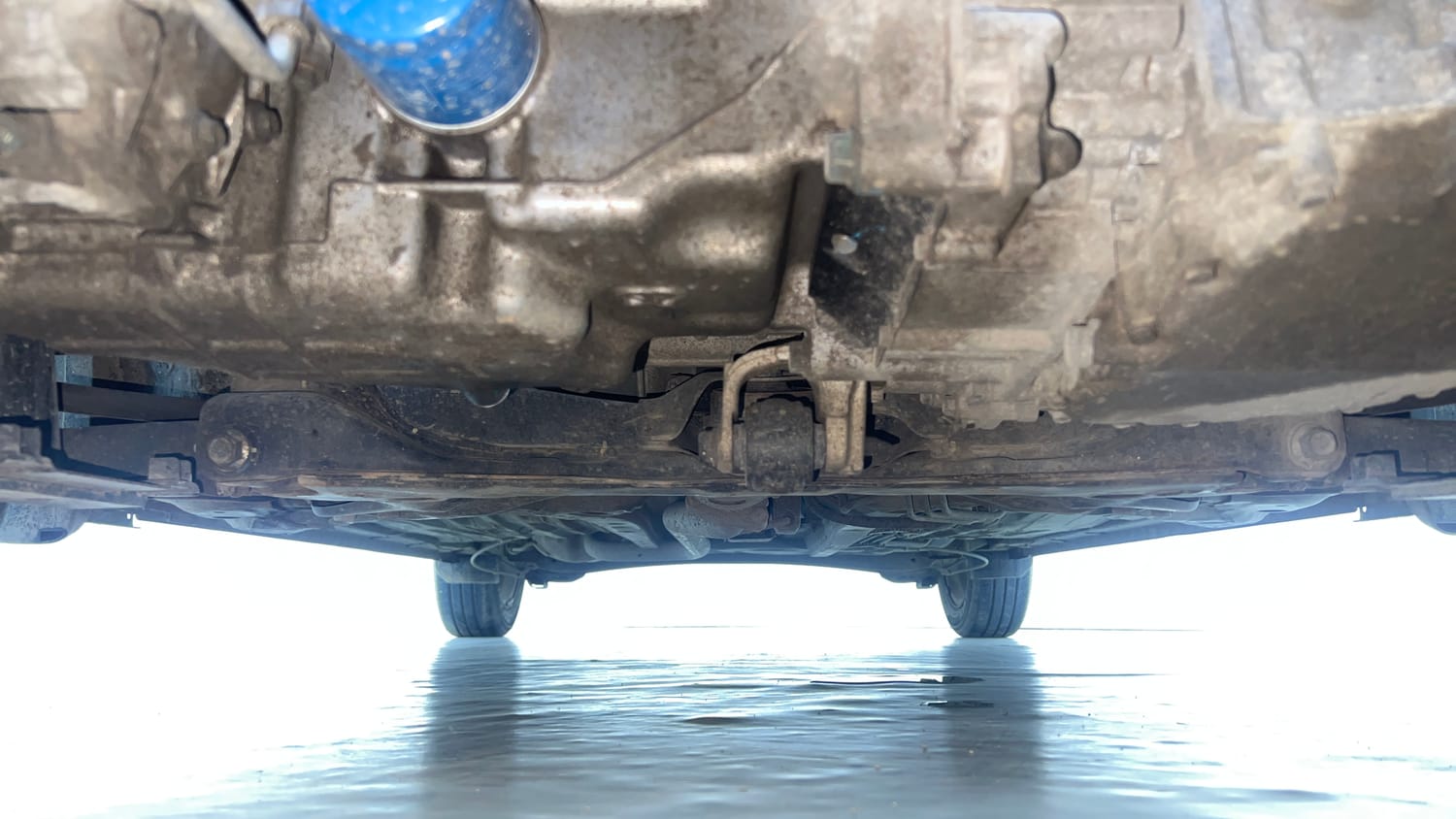 Used 2018 Honda Amaze 1.2 V CVT Petrol Petrol Automatic extra FRONT LEFT UNDERBODY VIEW
