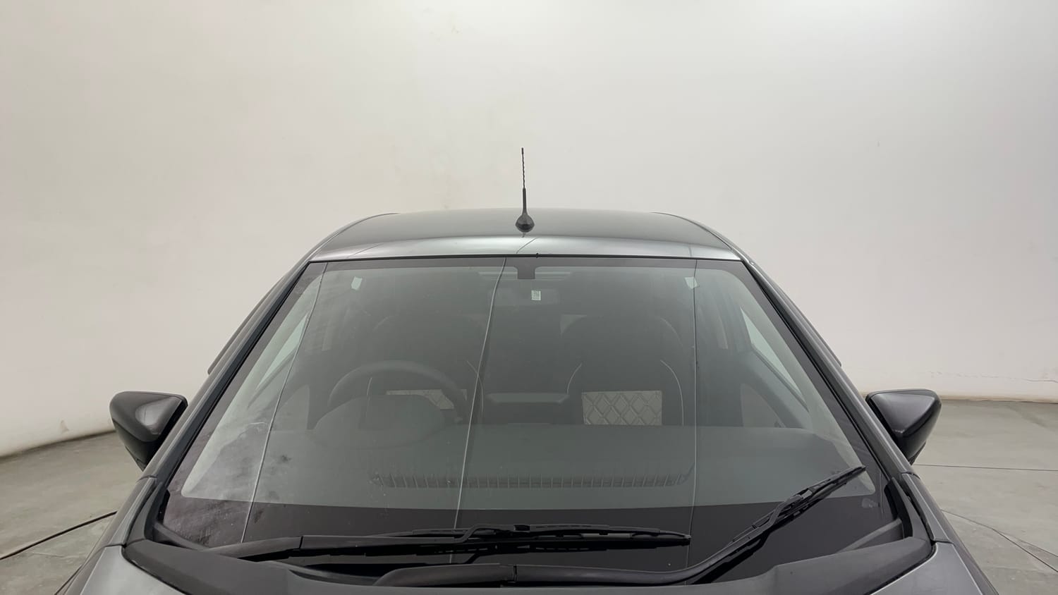 Used 2024 Tata Altroz XM Plus Petrol Petrol Manual exterior FRONT WINDSHIELD VIEW