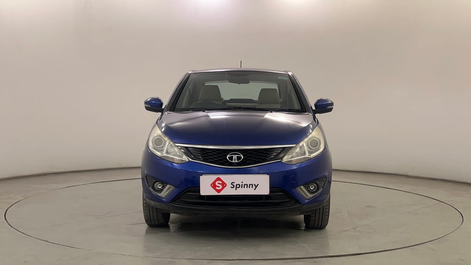 Used 2015 Tata Zest XT Petrol Petrol Manual exterior FRONT VIEW