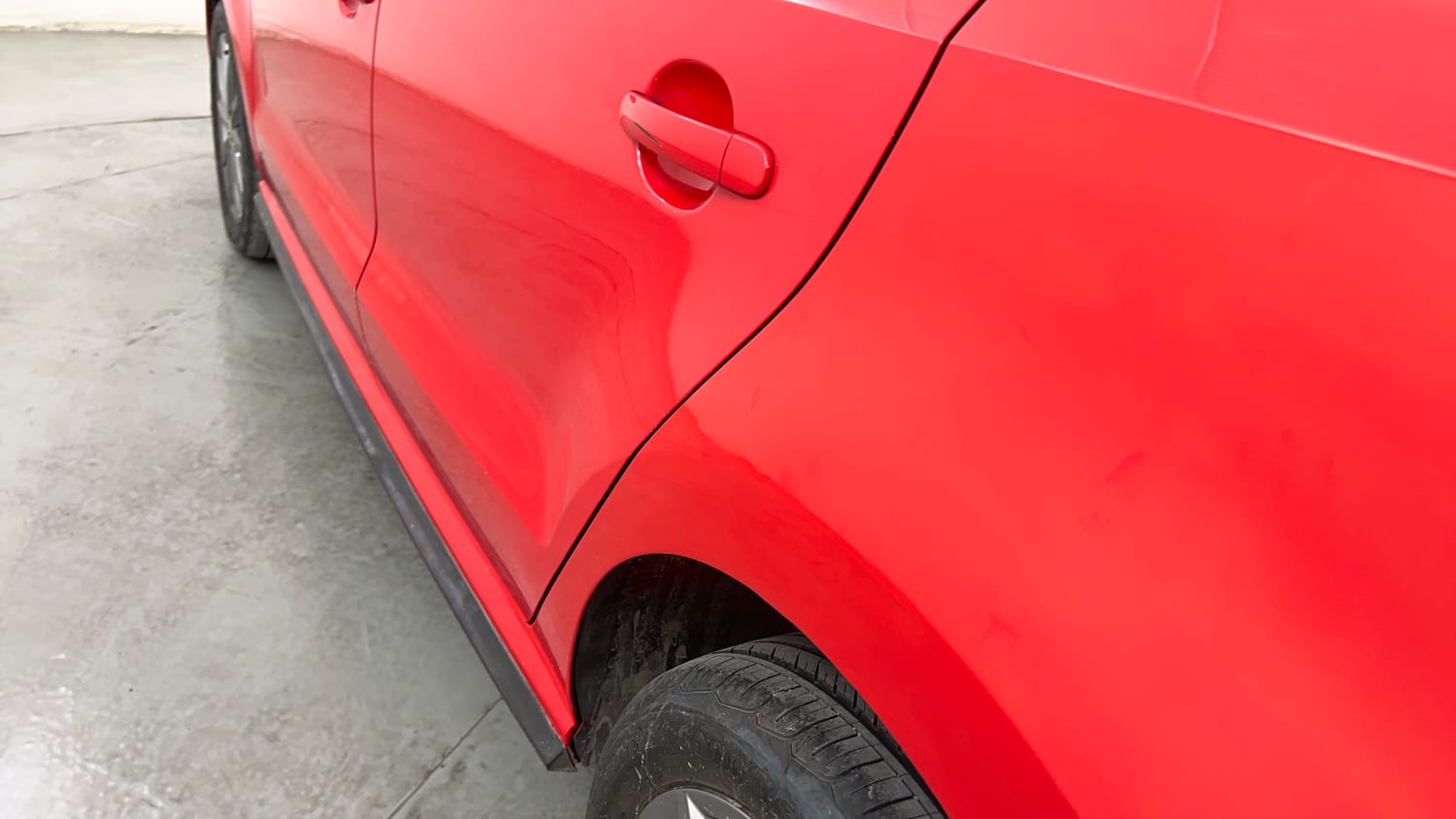 Used 2020 Volkswagen Polo Highline Plus 1.0L TSI Petrol Manual dents MINOR SCRATCH