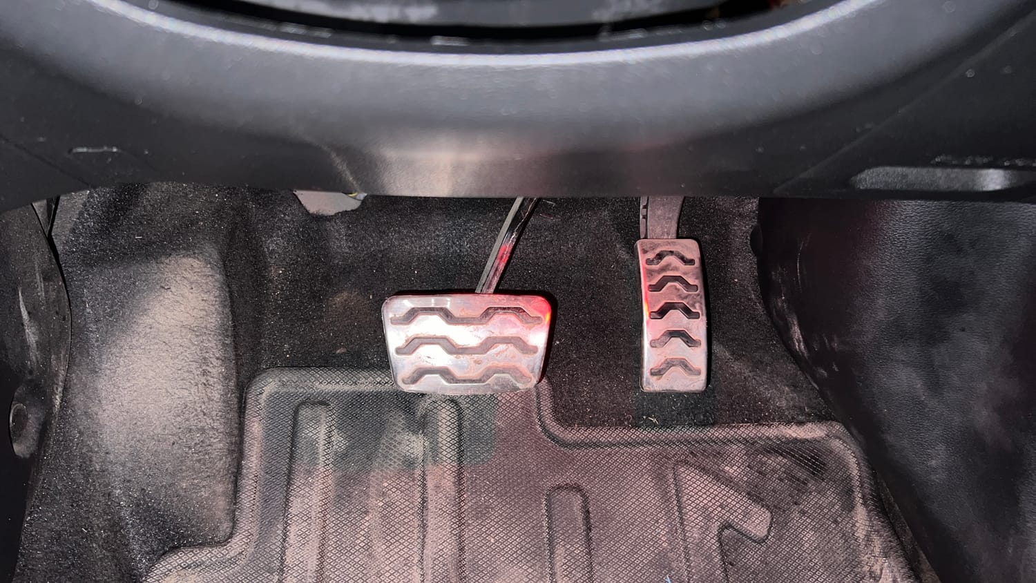Used 2022 Hyundai i20 N Line N8 1.0 Turbo DCT Dual Tone Petrol Automatic interior PEDALS VIEW