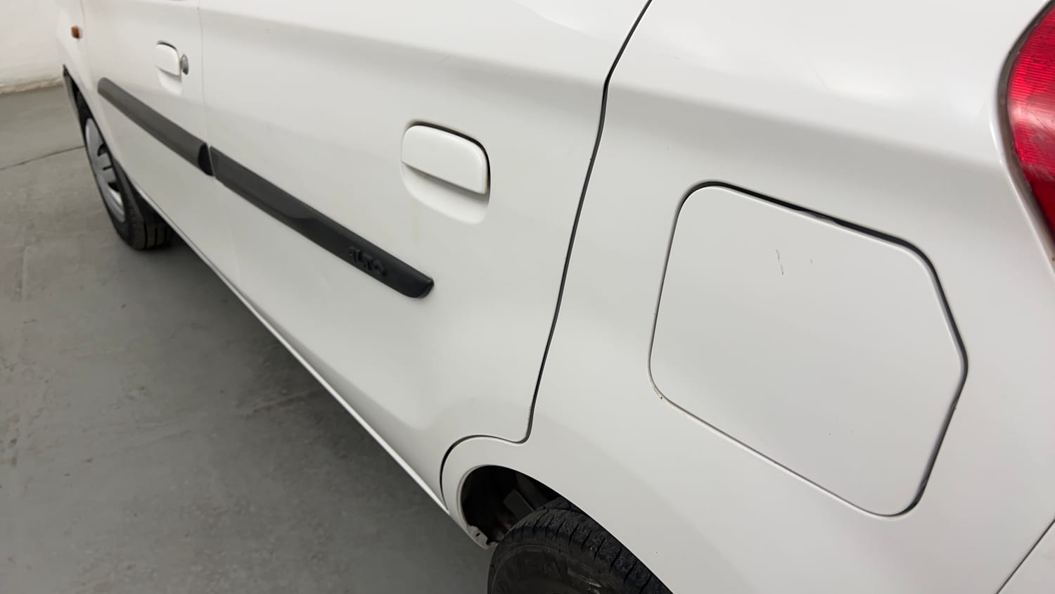 Used 2018 Maruti Suzuki Alto 800 LXi Petrol Manual dents MINOR SCRATCH