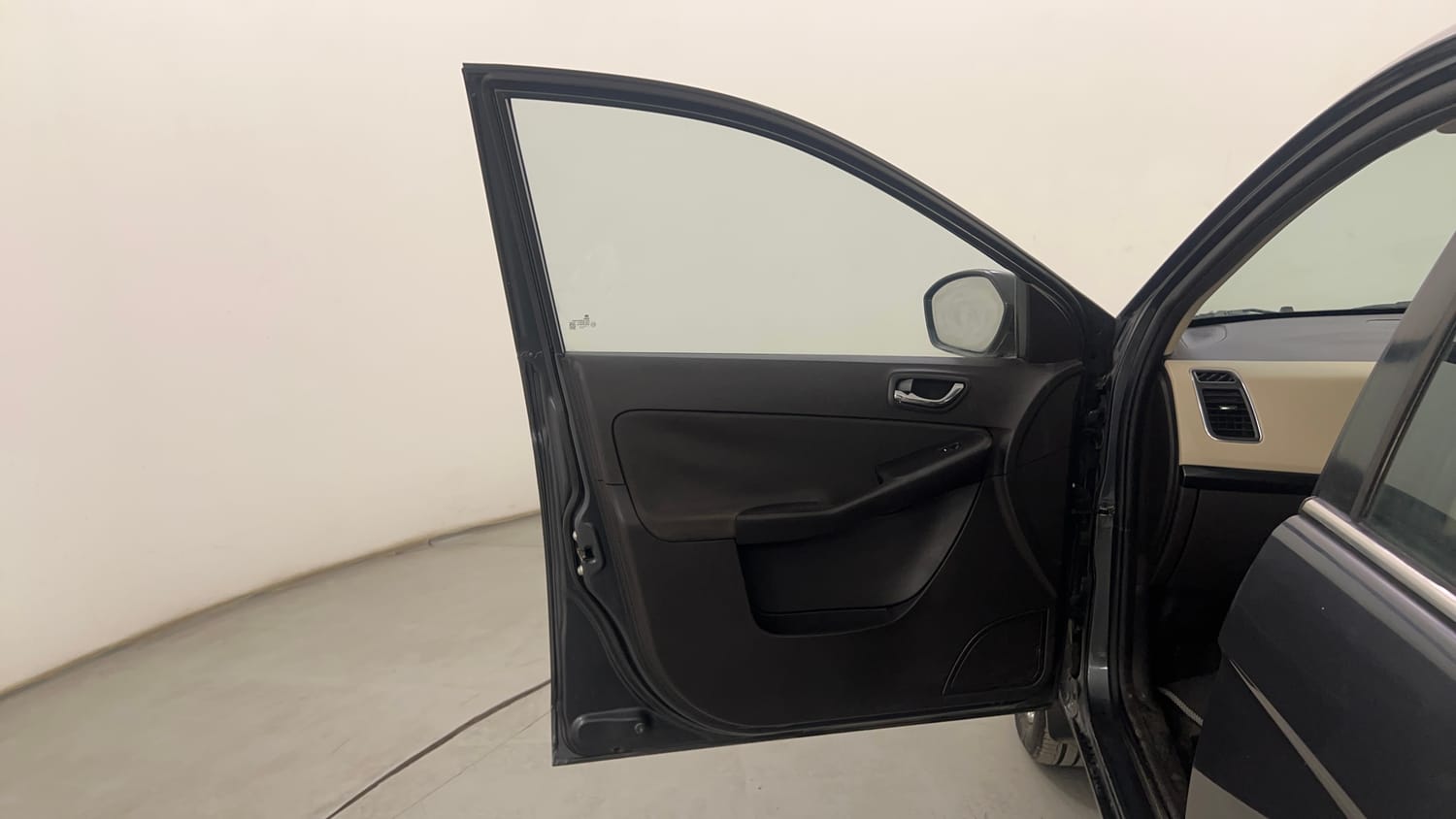 Used 2015 Tata Zest XT Petrol Petrol Manual interior LEFT FRONT DOOR OPEN VIEW
