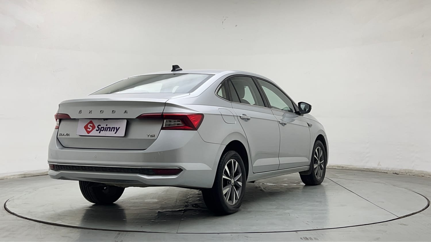 Used 2023 Skoda Slavia Style 1.5L TSI MT Petrol Manual exterior RIGHT REAR CORNER VIEW
