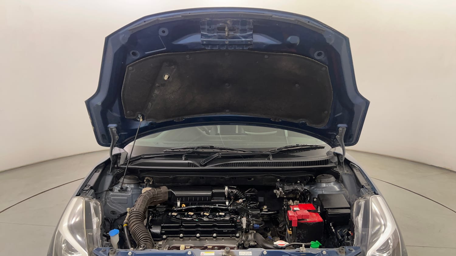 Used 2017 Maruti Suzuki Baleno Alpha 1.2 Petrol Manual engine ENGINE & BONNET OPEN FRONT VIEW