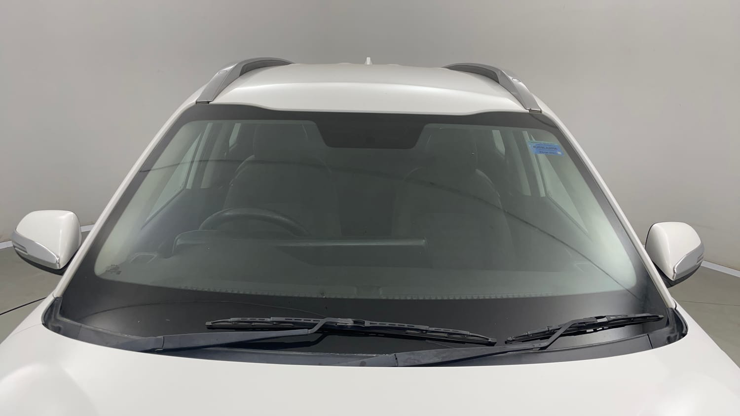 Used 2023 Kia Sonet HTK Plus 1.2 Petrol Manual exterior FRONT WINDSHIELD VIEW