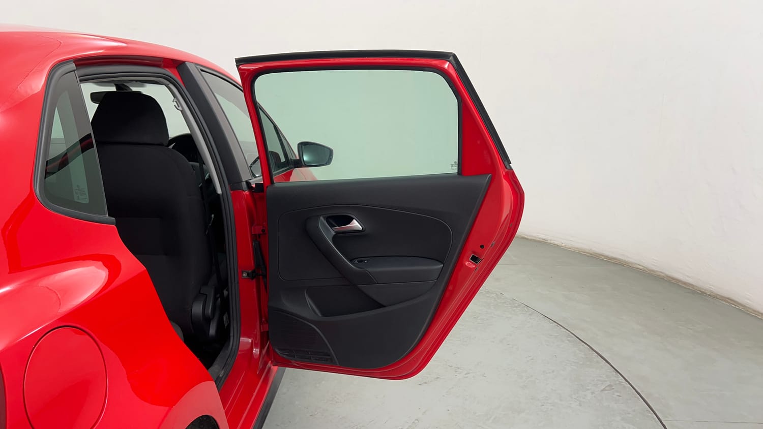 Used 2020 Volkswagen Polo Highline Plus 1.0L TSI Petrol Manual interior RIGHT REAR DOOR OPEN VIEW