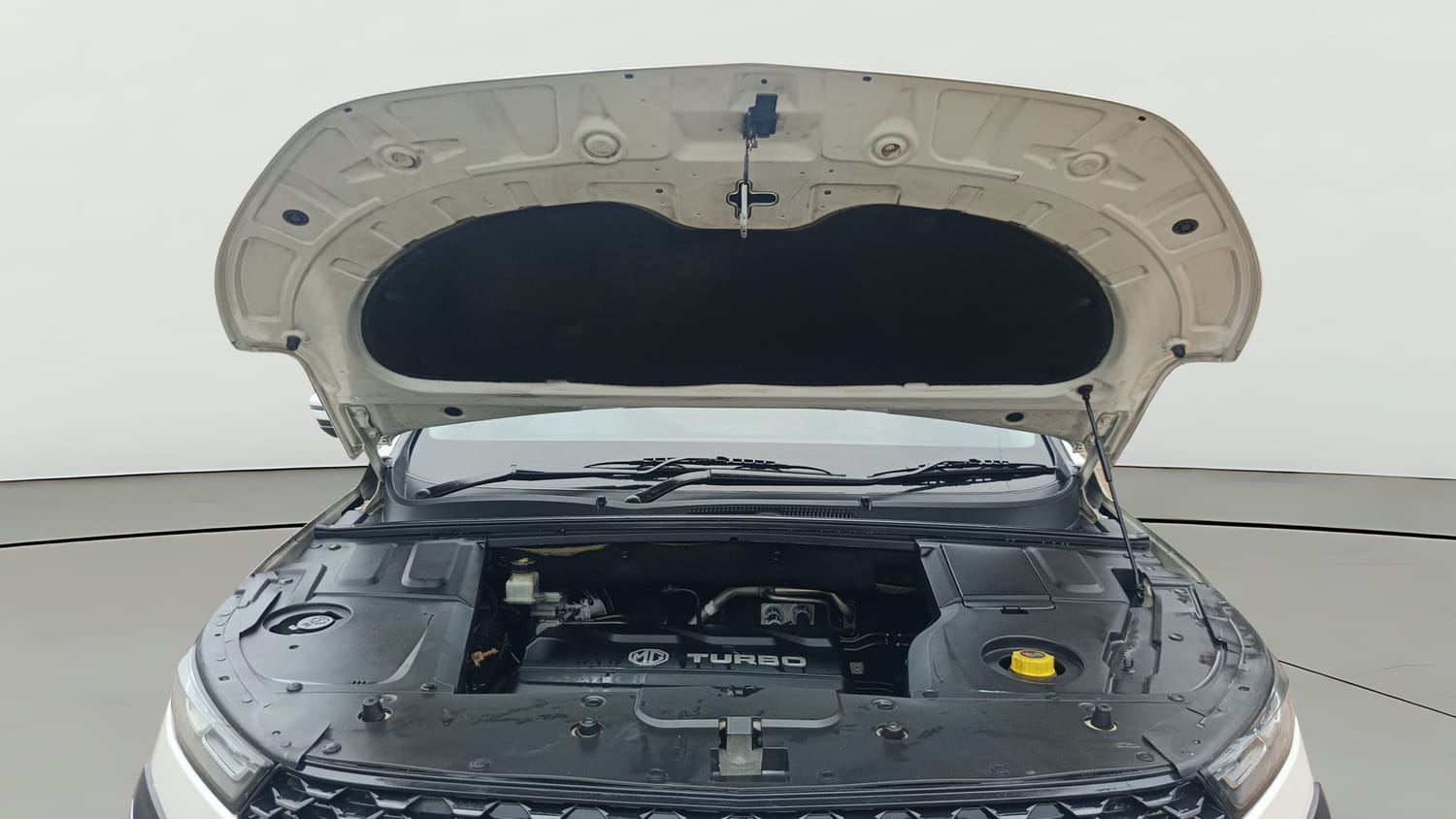 Used 2021 MG Motors Hector Plus Sharp 1.5 Petrol Turbo CVT 6-STR Petrol Automatic engine ENGINE & BONNET OPEN FRONT VIEW