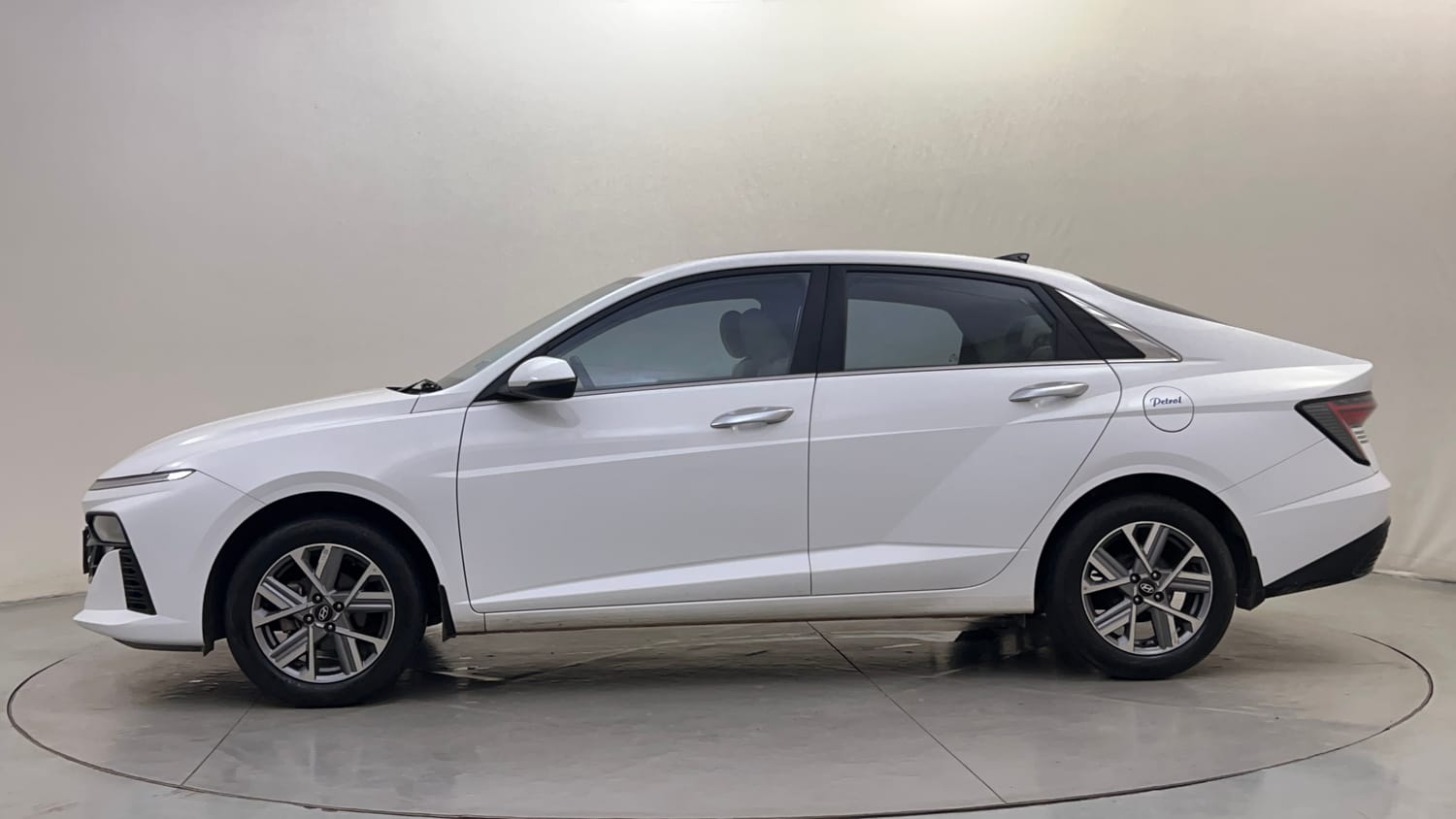 Used 2024 Hyundai Verna SX (O)1.5 Petrol MT Petrol Manual exterior LEFT SIDE VIEW