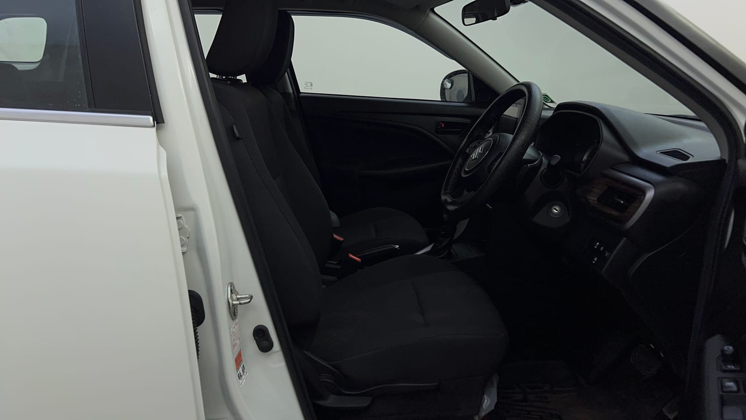 Used 2025 Maruti Suzuki Brezza Vxi AT Petrol Automatic interior RIGHT SIDE FRONT DOOR CABIN VIEW