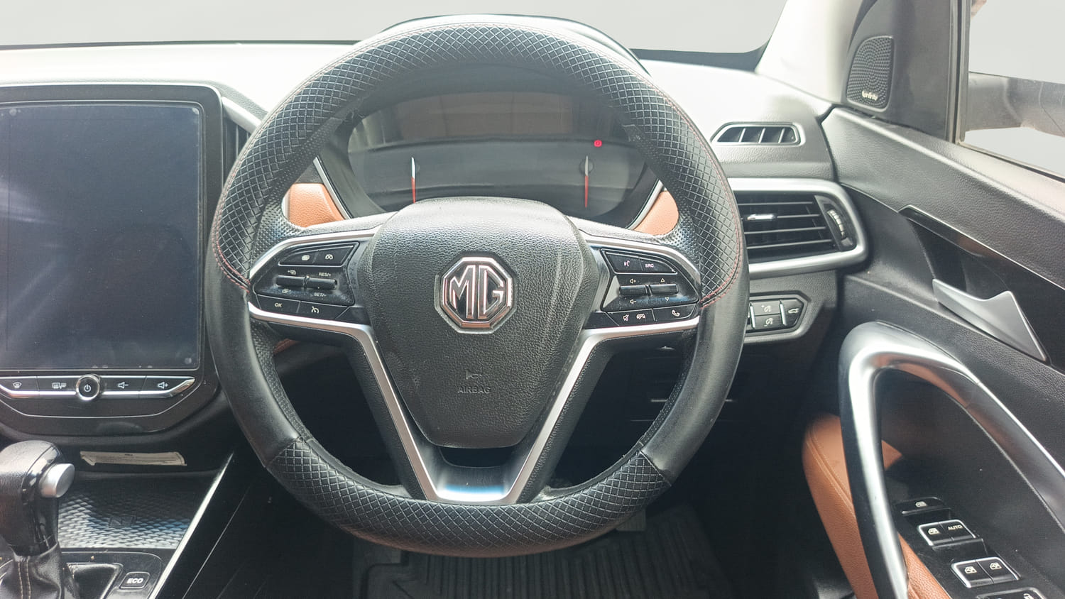 Used 2021 MG Motors Hector Plus Sharp 1.5 Petrol Turbo CVT 6-STR Petrol Automatic interior STEERING VIEW