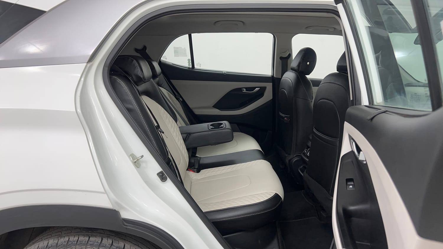 Used 2023 Hyundai Creta SX 1.5 Petrol Petrol Manual interior RIGHT SIDE REAR DOOR CABIN VIEW