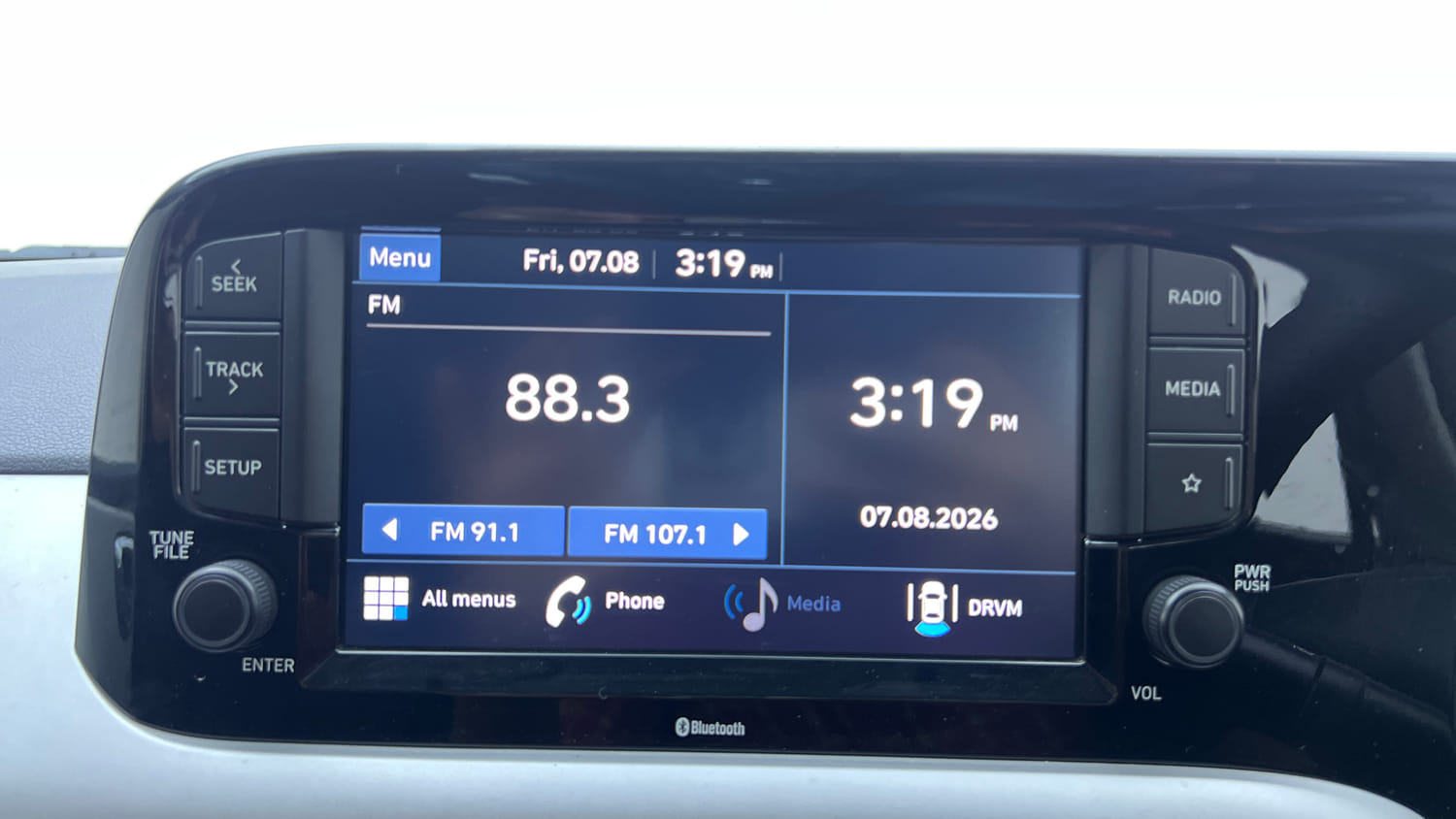 Used 2021 Hyundai Grand i10 Nios Sportz 1.2 Kappa VTVT Petrol Manual top_features Touch screen infotainment system