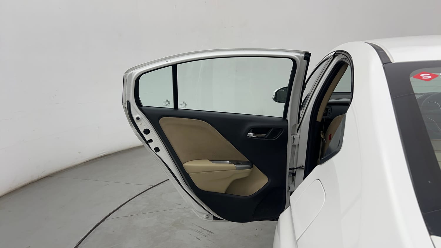 Used 2014 Honda City V Petrol Manual interior LEFT REAR DOOR OPEN VIEW