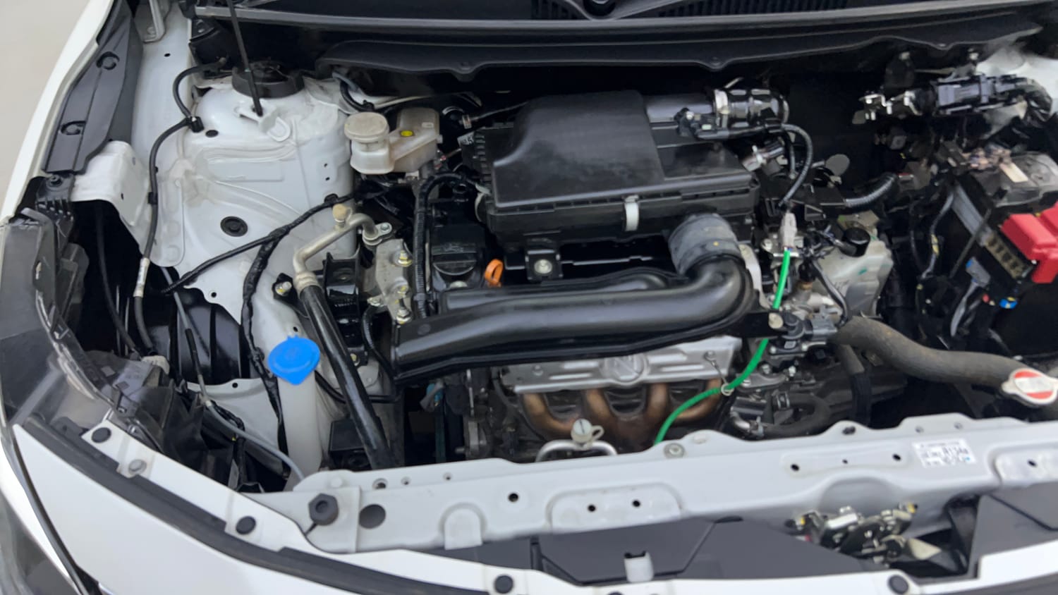 Used 2025 Toyota Glanza V AMT Petrol Automatic engine ENGINE RIGHT SIDE VIEW