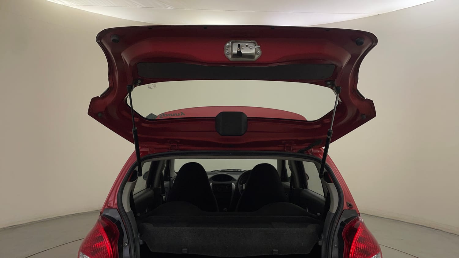 Used 2015 Maruti Suzuki Alto 800 Lxi Petrol Manual interior DICKY DOOR OPEN VIEW
