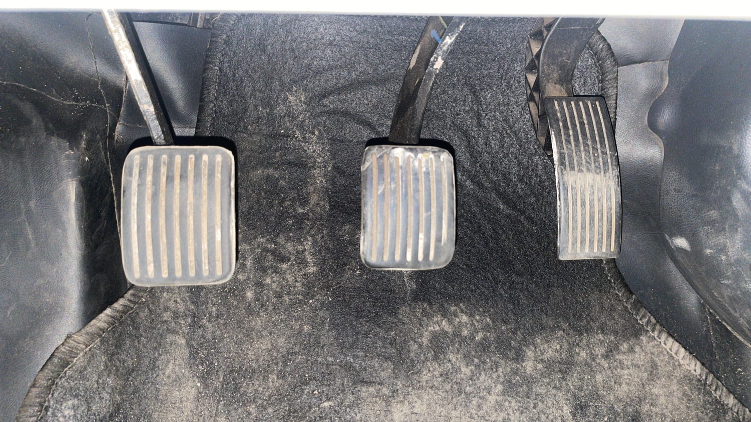 Used 2023 Hyundai Aura SX 1.2 CNG Cng Manual interior PEDALS VIEW