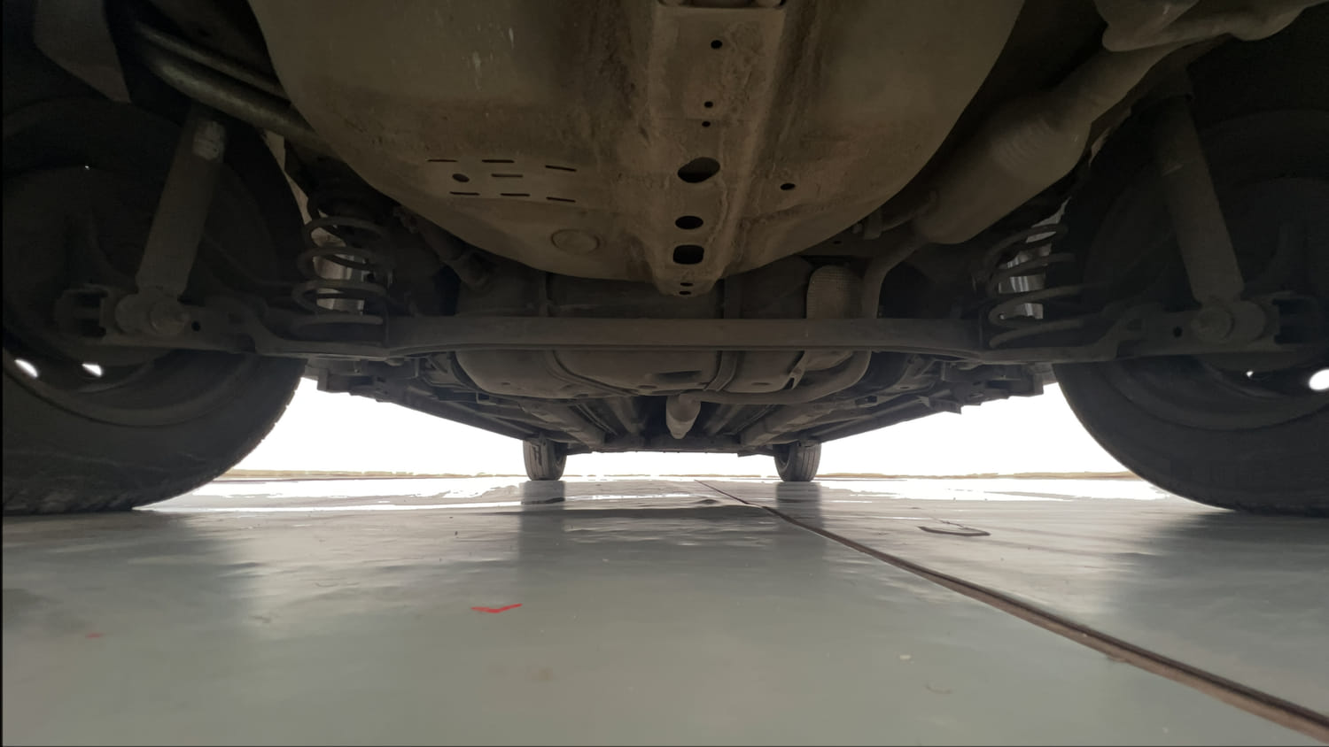Used 2016 Maruti Suzuki Swift VXi Petrol Manual extra REAR UNDERBODY VIEW (TAKEN FROM REAR)