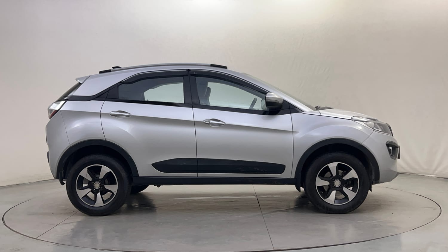 Used 2019 Tata Nexon XZA Plus Petrol Petrol Automatic exterior RIGHT SIDE VIEW