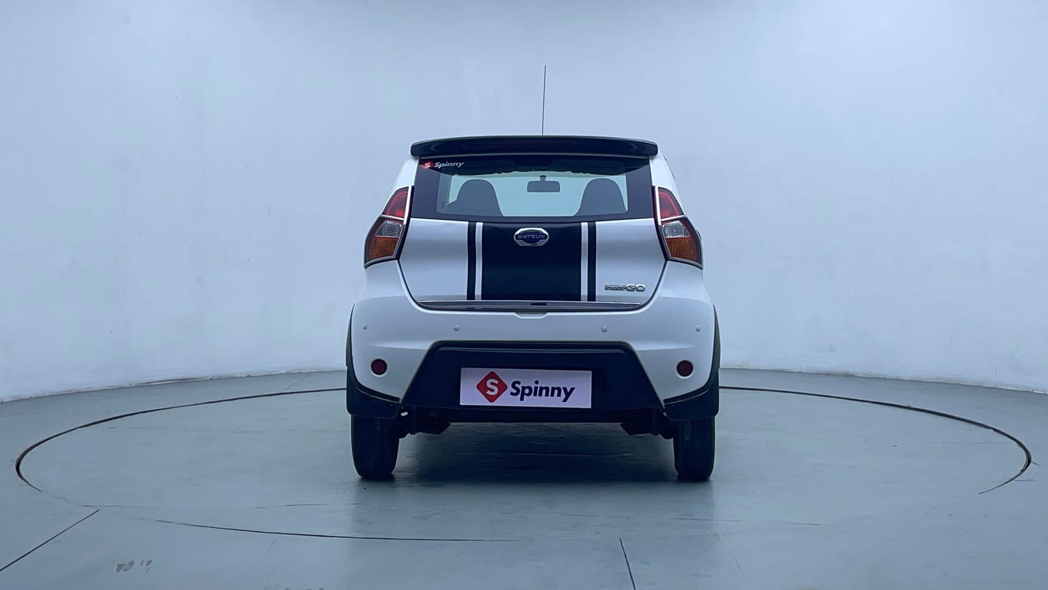 Used 2016 Datsun Redi-GO S Petrol Manual exterior BACK VIEW
