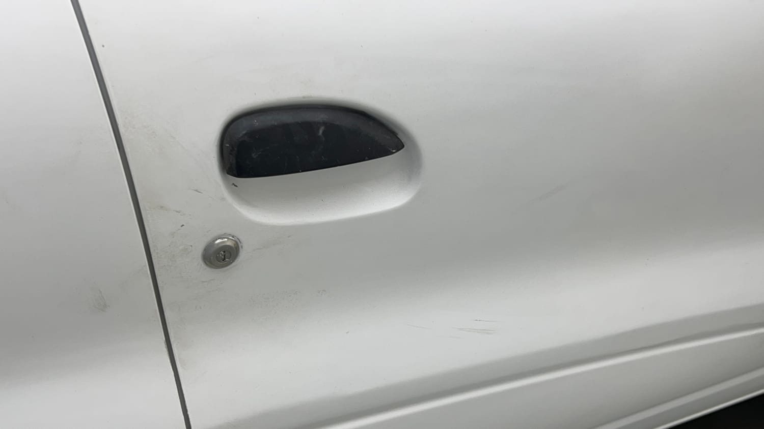 Used 2016 Renault Kwid RXT Petrol Manual dents MINOR DENT