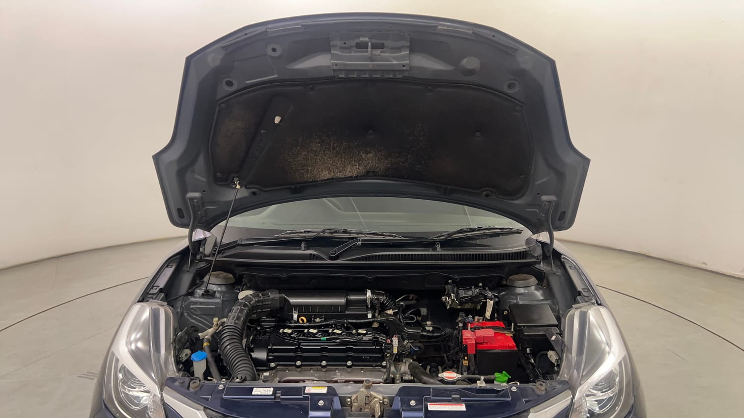 Used 2019 Toyota Glanza G CVT Petrol Automatic engine ENGINE & BONNET OPEN FRONT VIEW