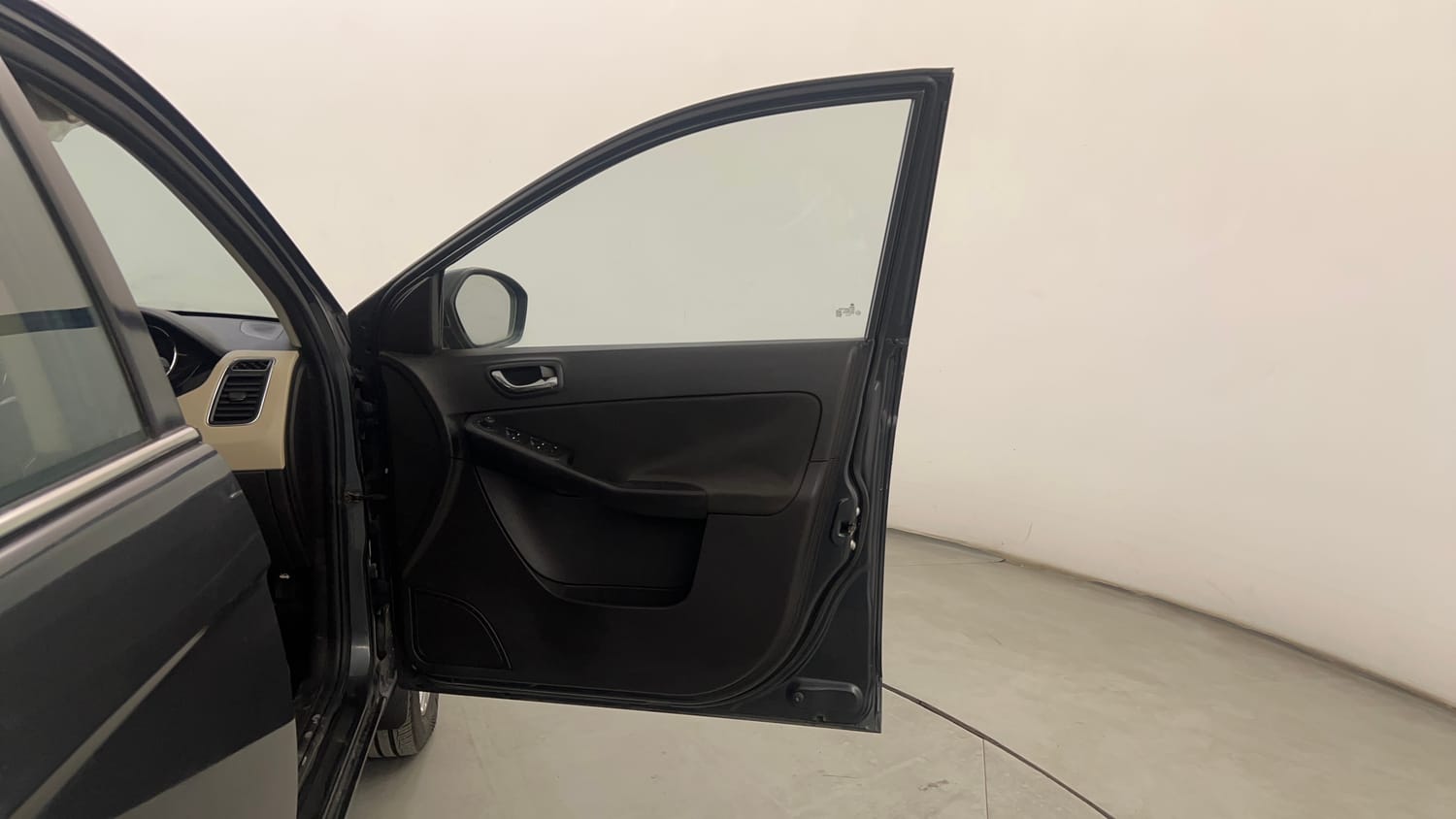 Used 2015 Tata Zest XT Petrol Petrol Manual interior RIGHT FRONT DOOR OPEN VIEW