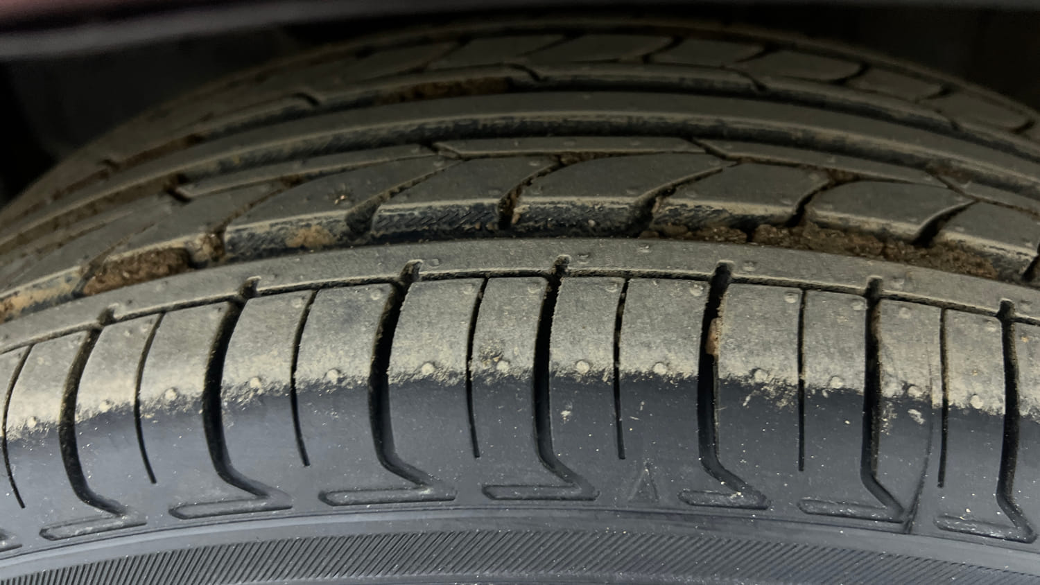 Used 2015 Honda Jazz VX Petrol Petrol Manual tyres LEFT FRONT TYRE TREAD VIEW