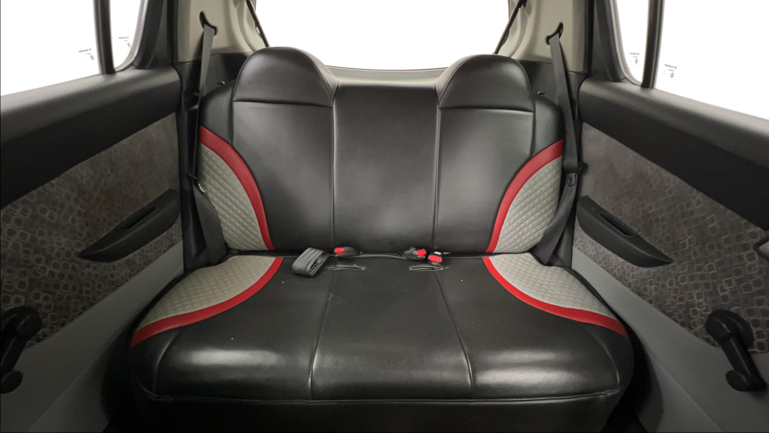 Used 2018 Maruti Suzuki Alto 800 LXi Petrol Manual interior REAR SEAT CONDITION VIEW