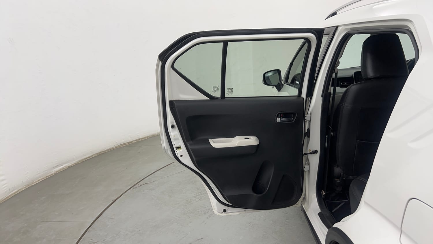 Used 2022 Maruti Suzuki Ignis Zeta 1.2 MT Petrol Manual interior LEFT REAR DOOR OPEN VIEW