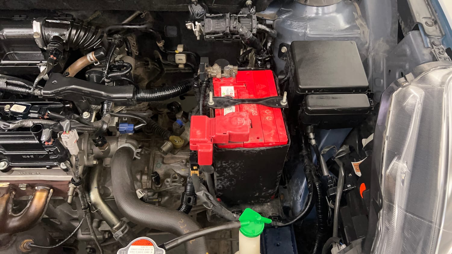 Used 2017 Maruti Suzuki Baleno Alpha 1.2 Petrol Manual engine ENGINE LEFT SIDE VIEW