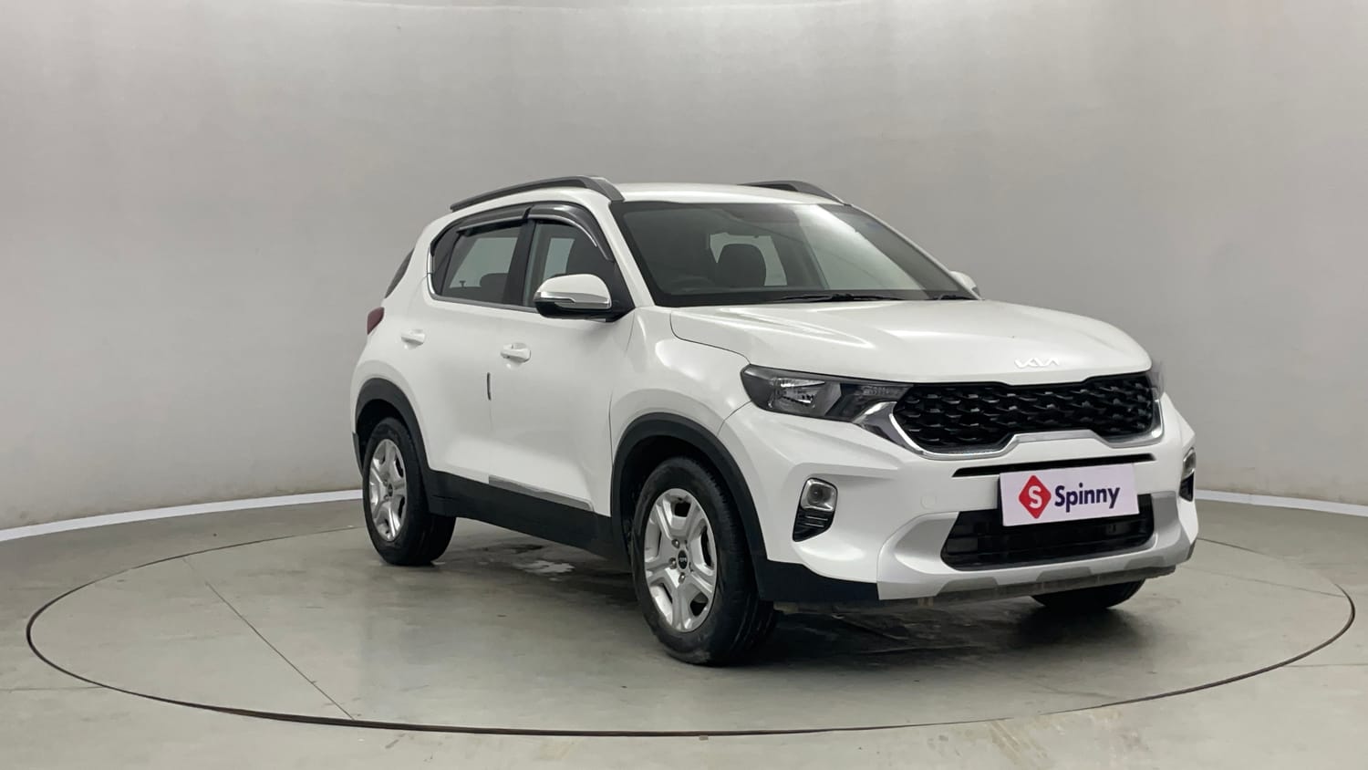 Used 2023 Kia Sonet HTK Plus 1.2 Petrol Manual exterior RIGHT FRONT CORNER VIEW