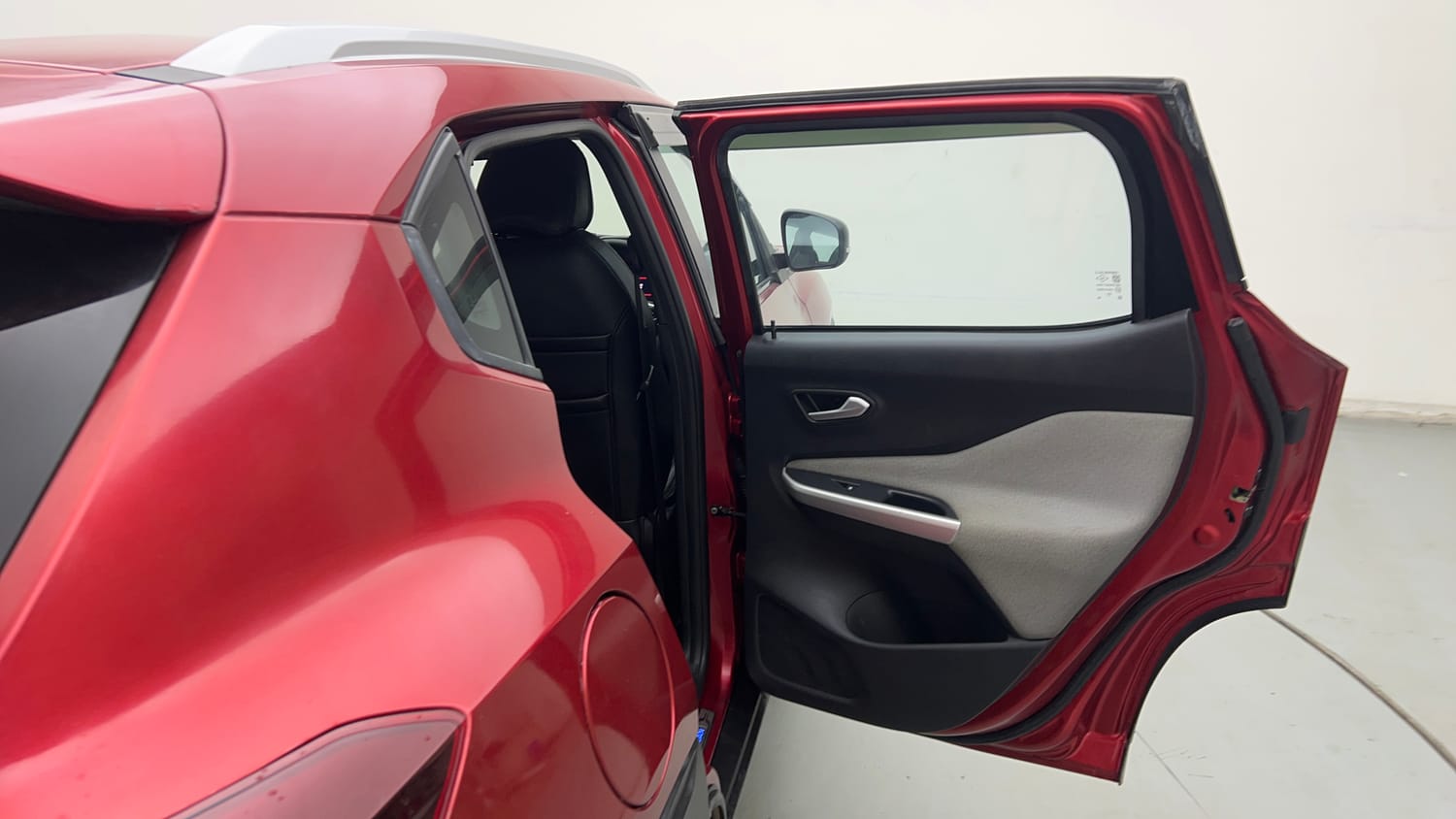 Used 2022 Nissan Magnite XV Turbo CVT Petrol Automatic interior RIGHT REAR DOOR OPEN VIEW