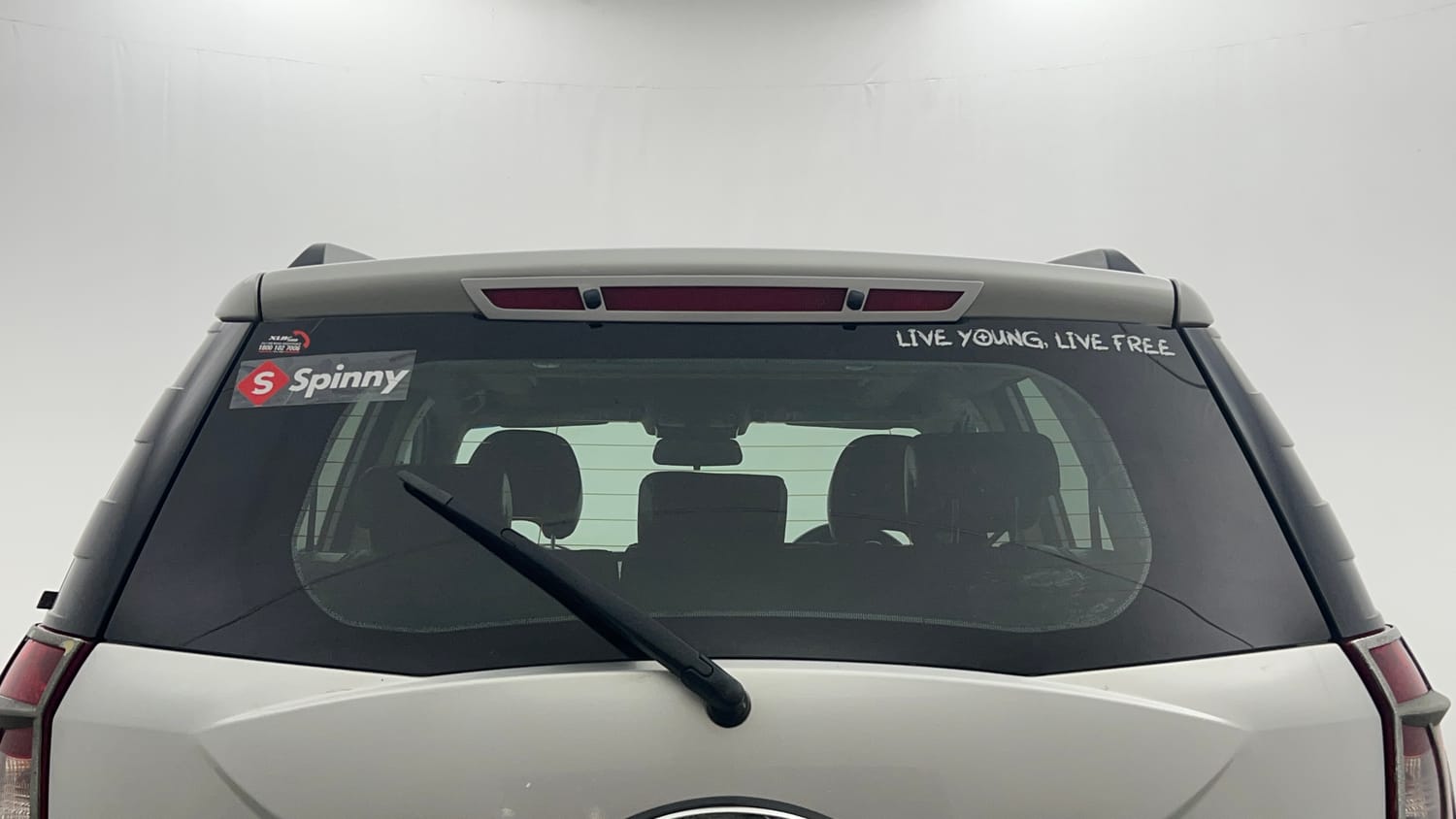 Used 2017 Mahindra XUV500 W10 AT Black Interiors Diesel Automatic exterior BACK WINDSHIELD VIEW