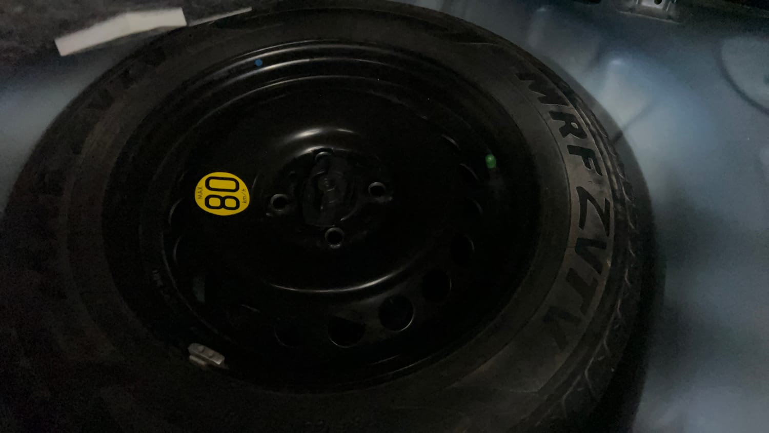 Used 2017 Maruti Suzuki Baleno Alpha 1.2 Petrol Manual tyres SPARE TYRE VIEW
