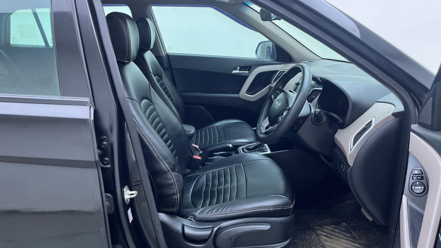 Used 2019 Hyundai Creta SX 1.6 AT CRDi Diesel Automatic interior RIGHT SIDE FRONT DOOR CABIN VIEW
