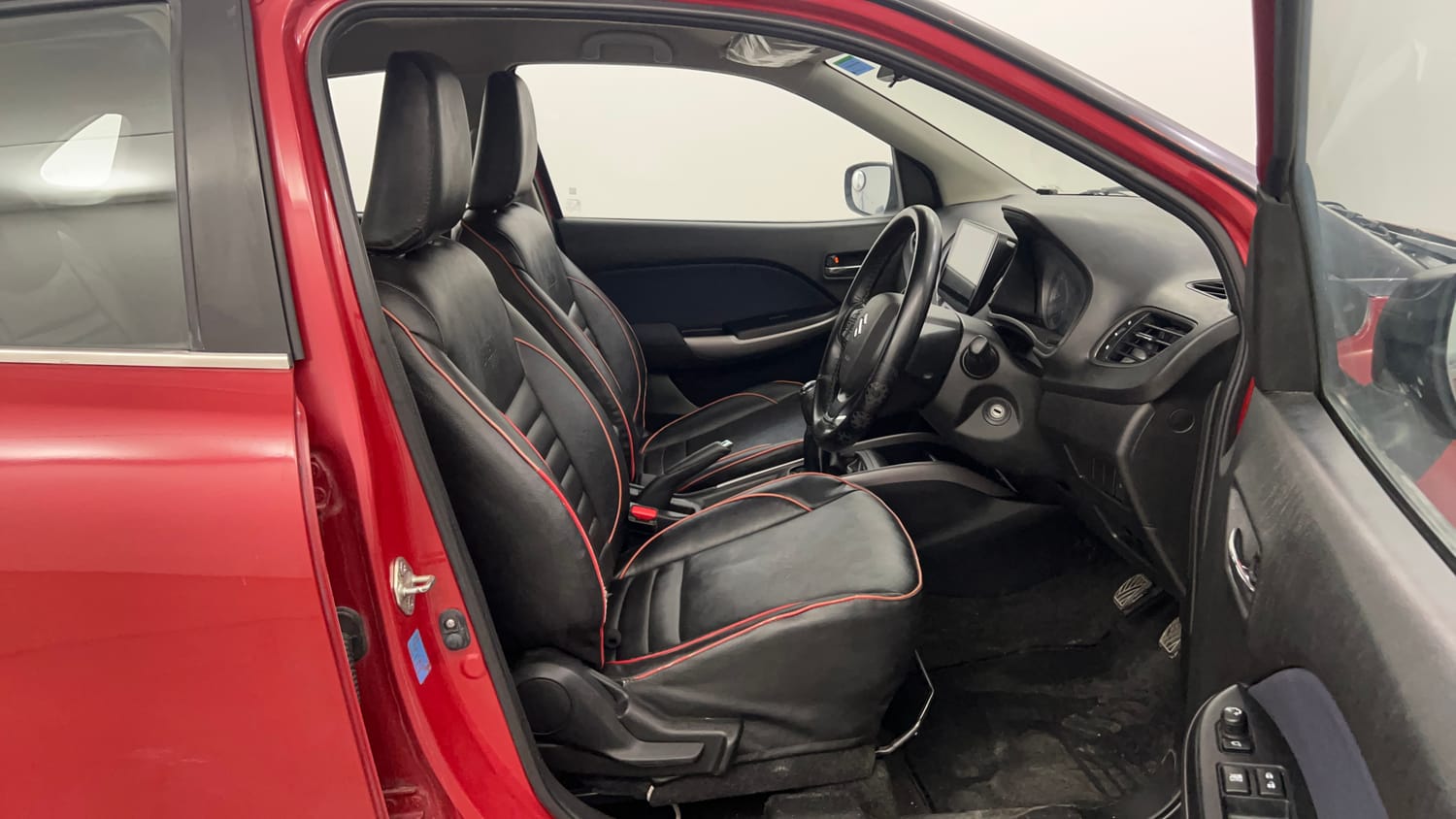 Used 2019 Maruti Suzuki Baleno Delta Petrol Manual interior RIGHT SIDE FRONT DOOR CABIN VIEW