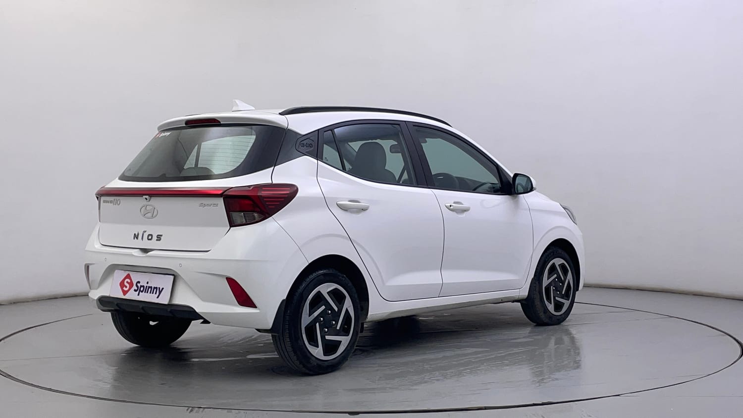 Used 2023 Hyundai Grand i10 Nios Sportz 1.2 Kappa VTVT CNG Cng Manual exterior RIGHT REAR CORNER VIEW