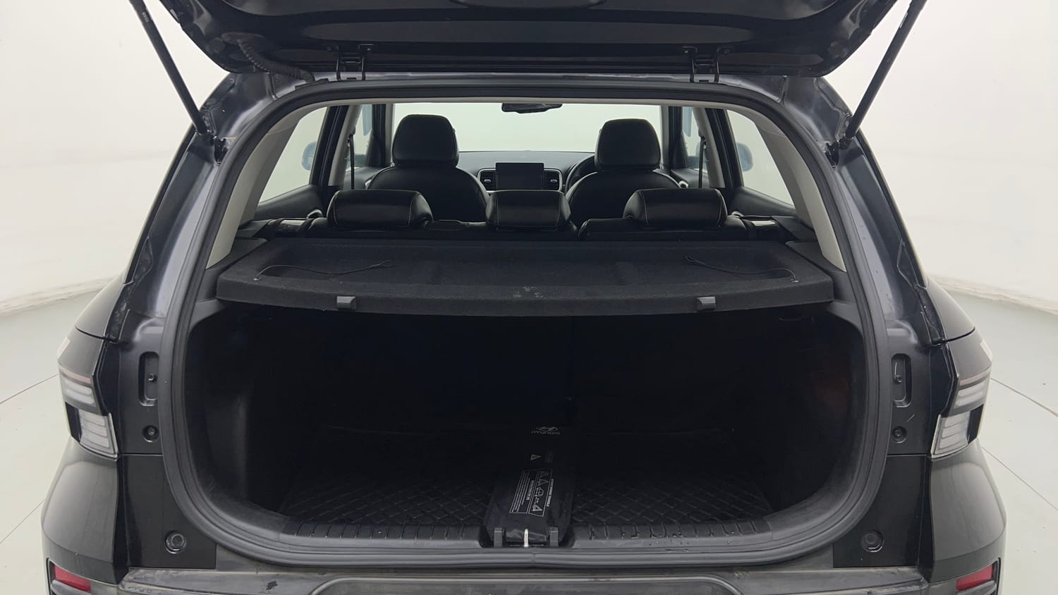 Used 2024 Hyundai Venue SX 1.2 Petrol Petrol Manual interior DICKY INSIDE VIEW